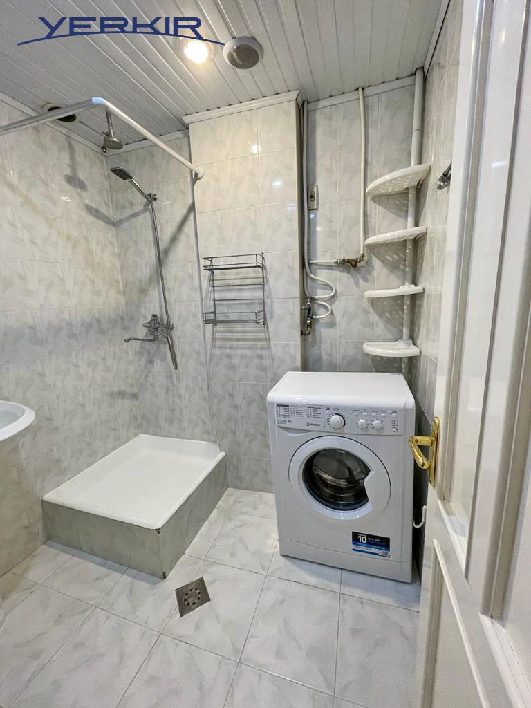 Բնակարաններ Կոդ` 4+211480