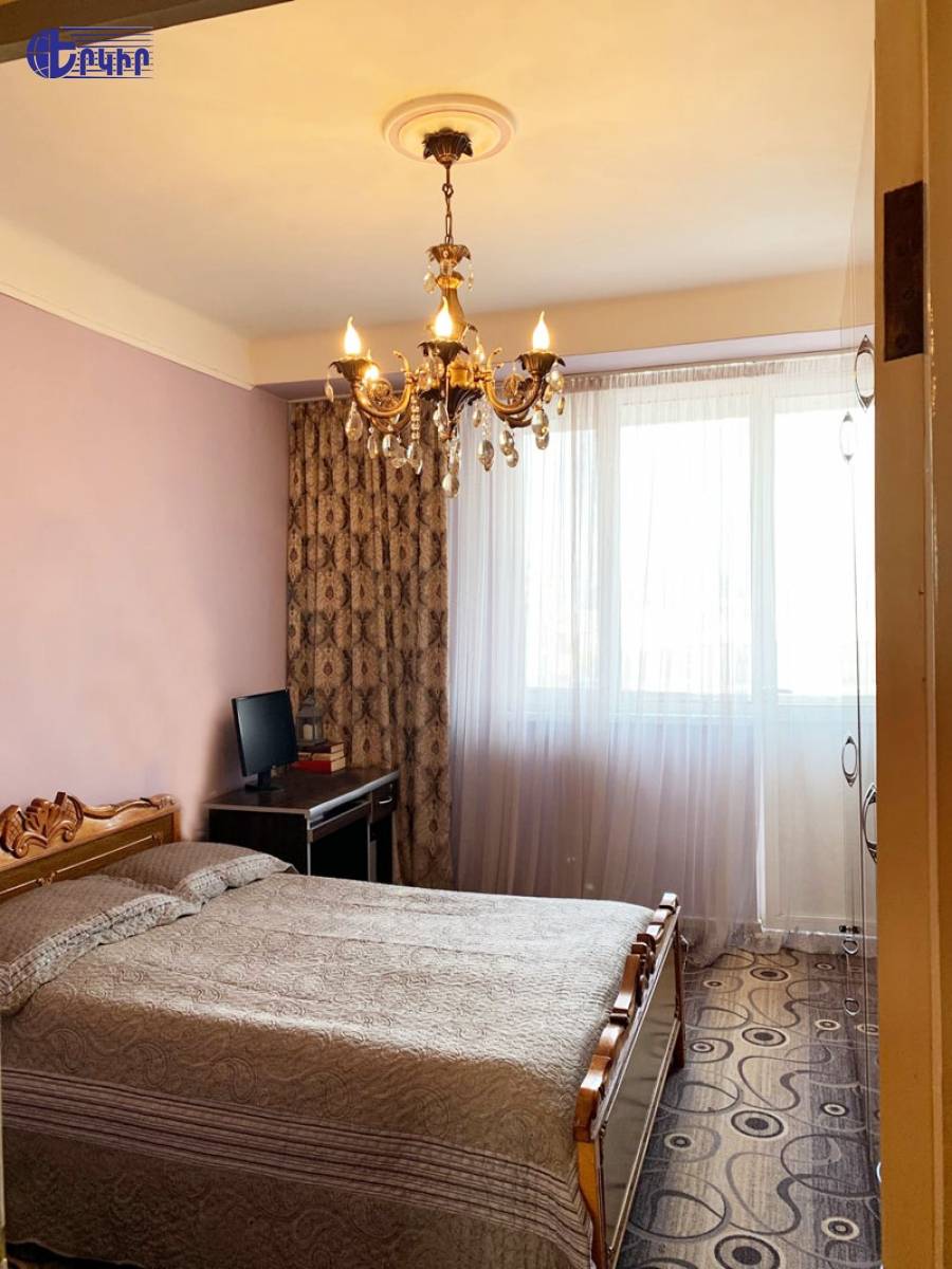 Բնակարաններ Կոդ` 4+30918