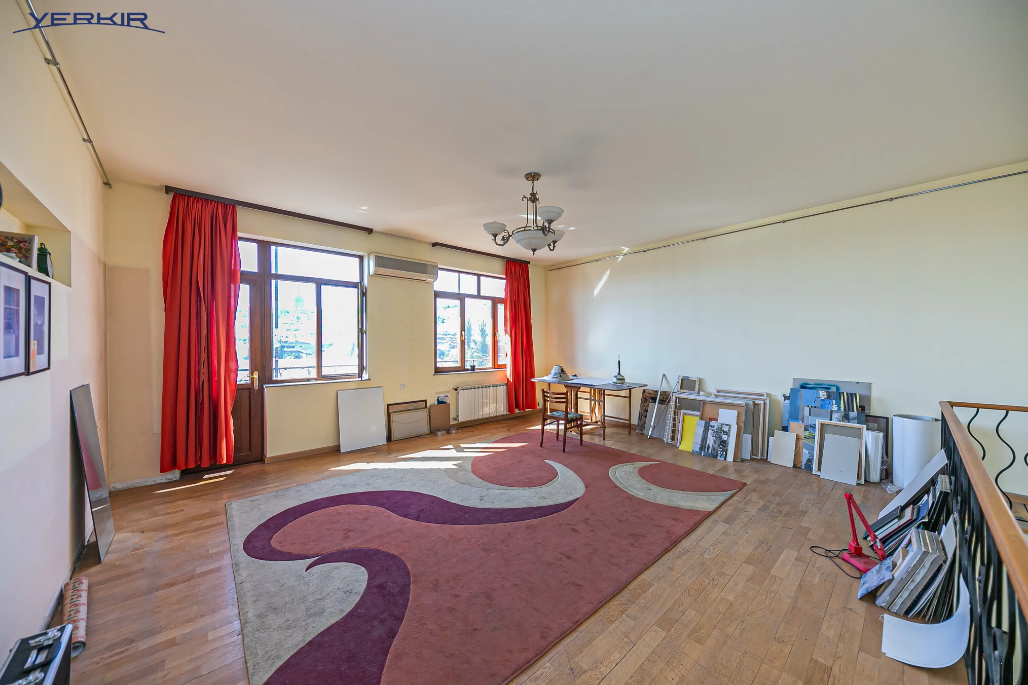 Apartments Code: 5+819431