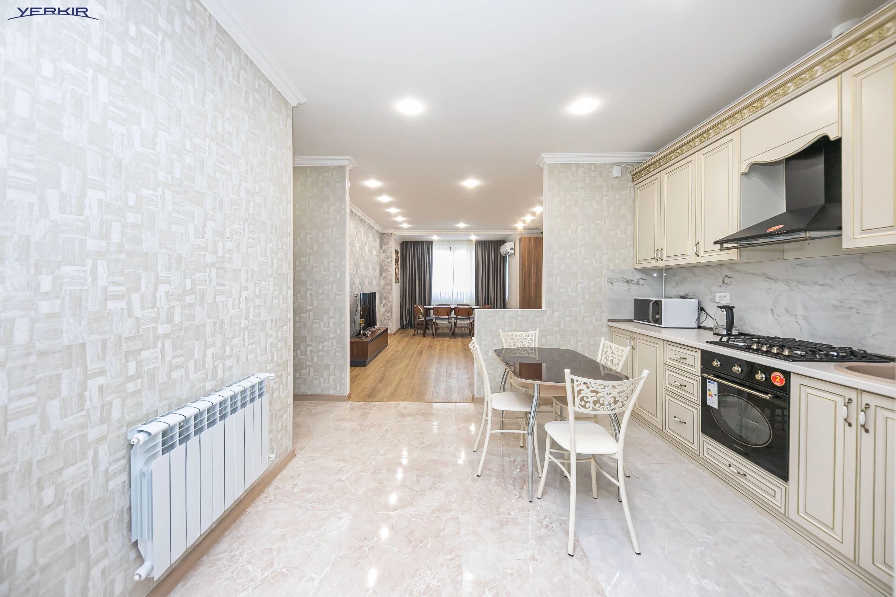 Բնակարաններ Կոդ` 2+214340