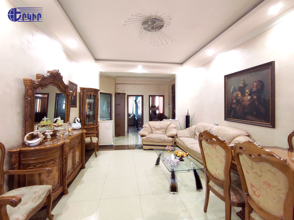 Բնակարաններ Կոդ` 4+304231