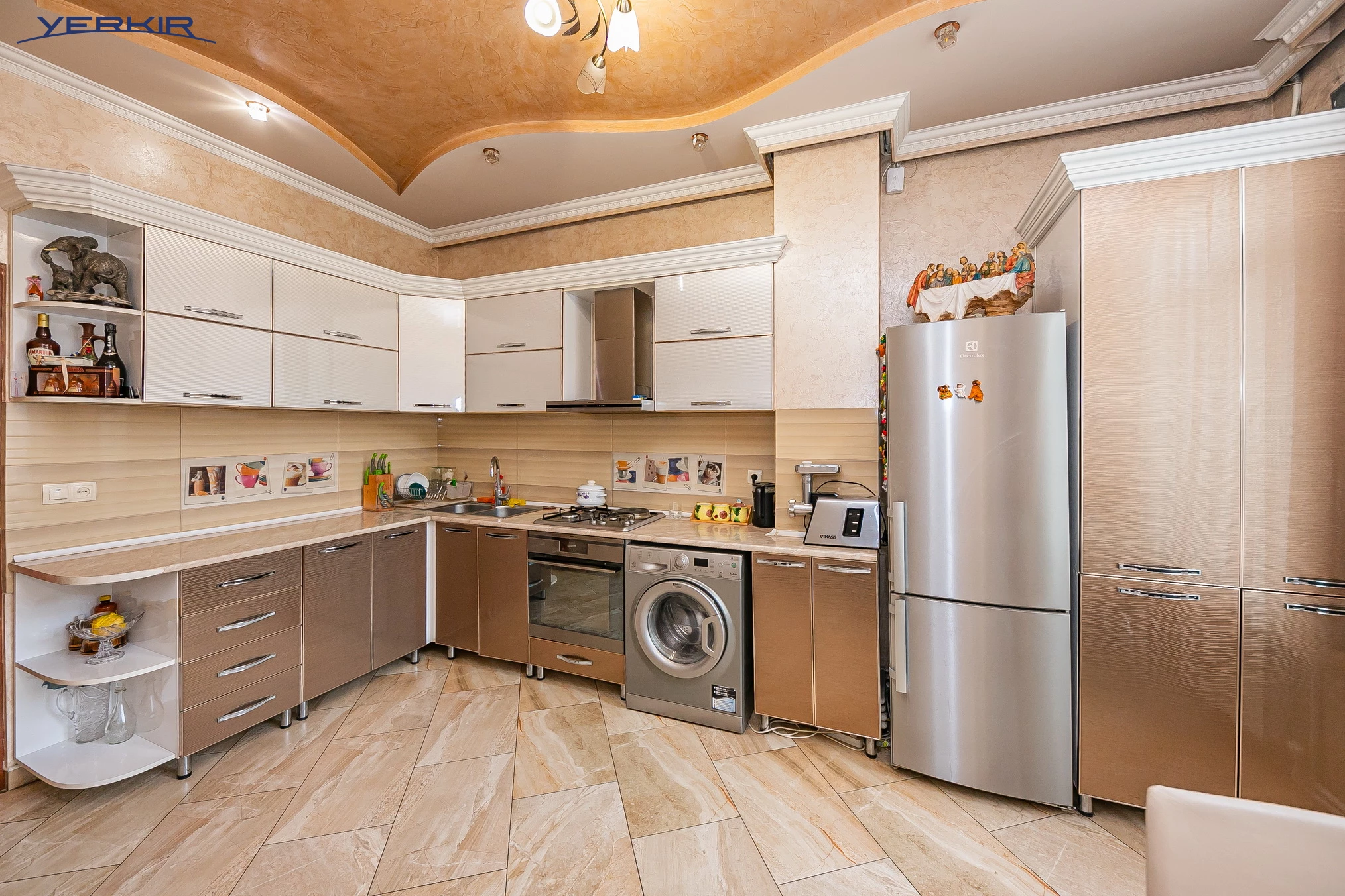 Apartments Code: 5+317049