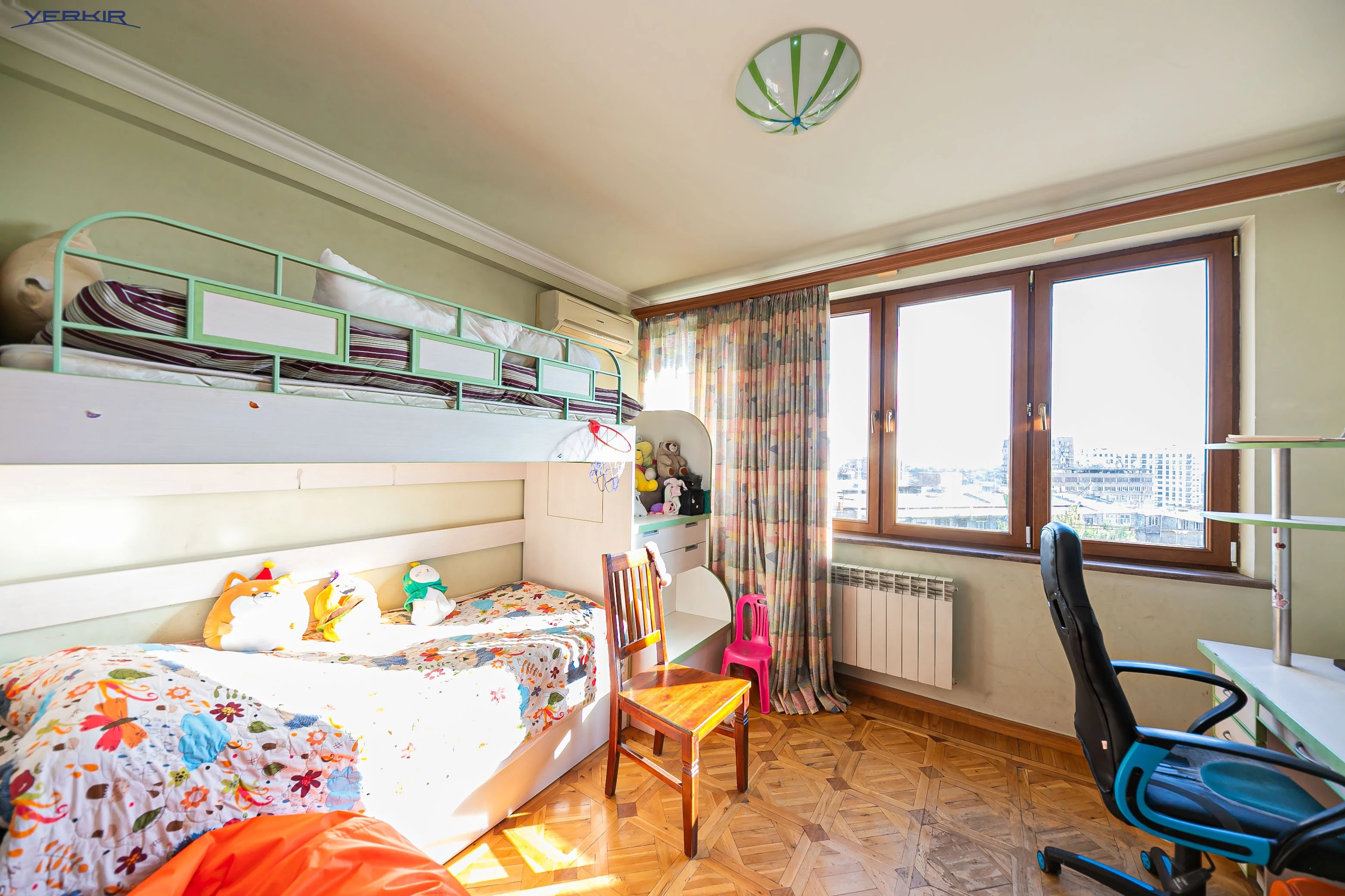 Բնակարաններ Կոդ` 9+2858223