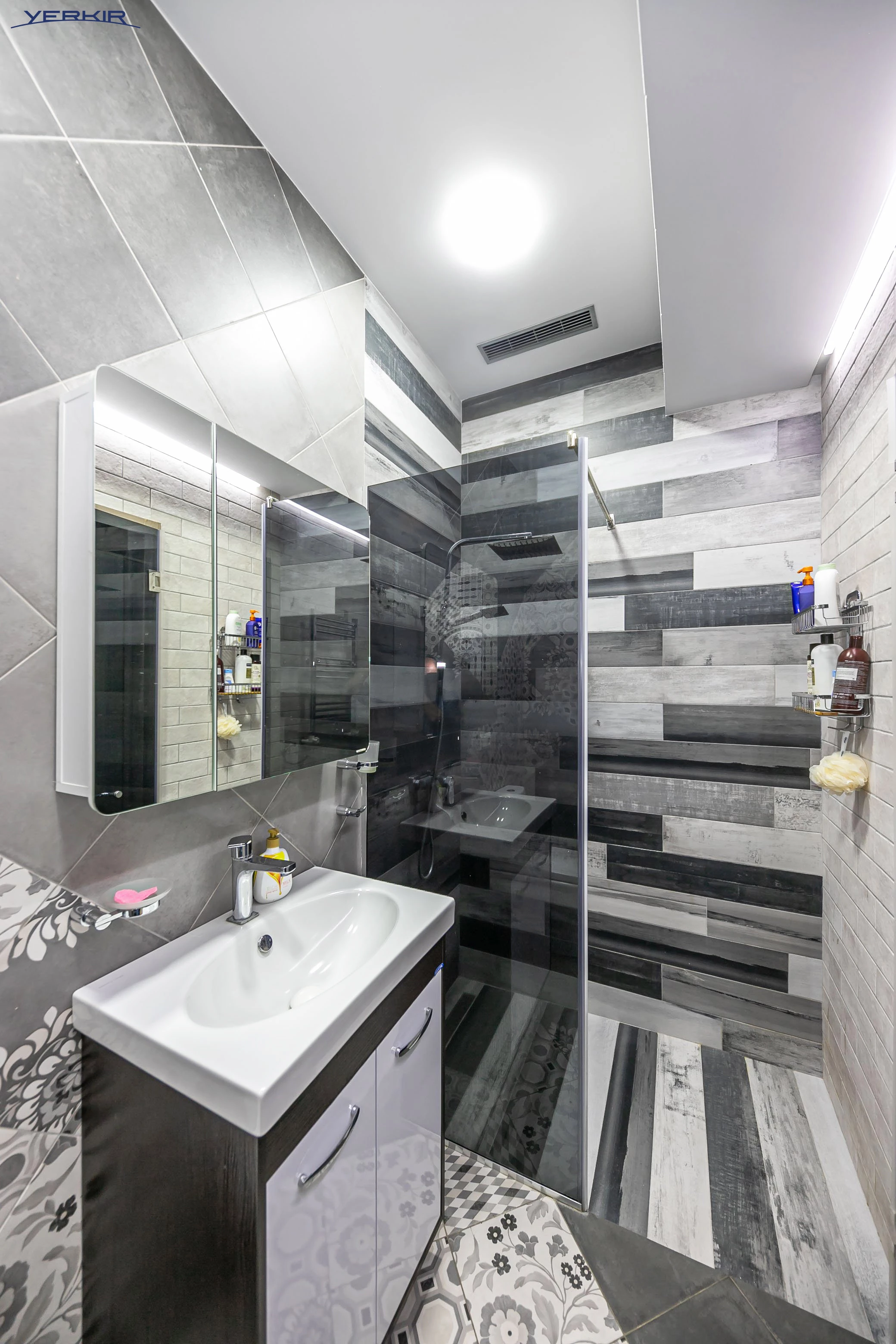 Apartments Code: 9+320920