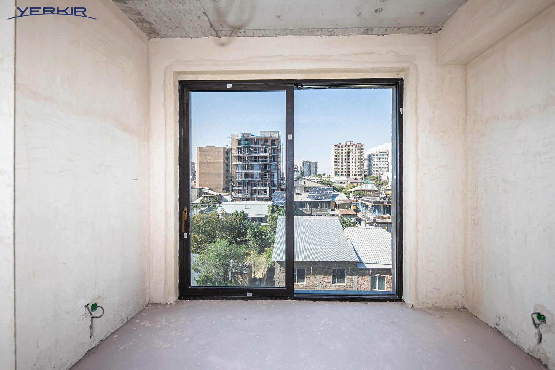 Apartments Code: 5+410523