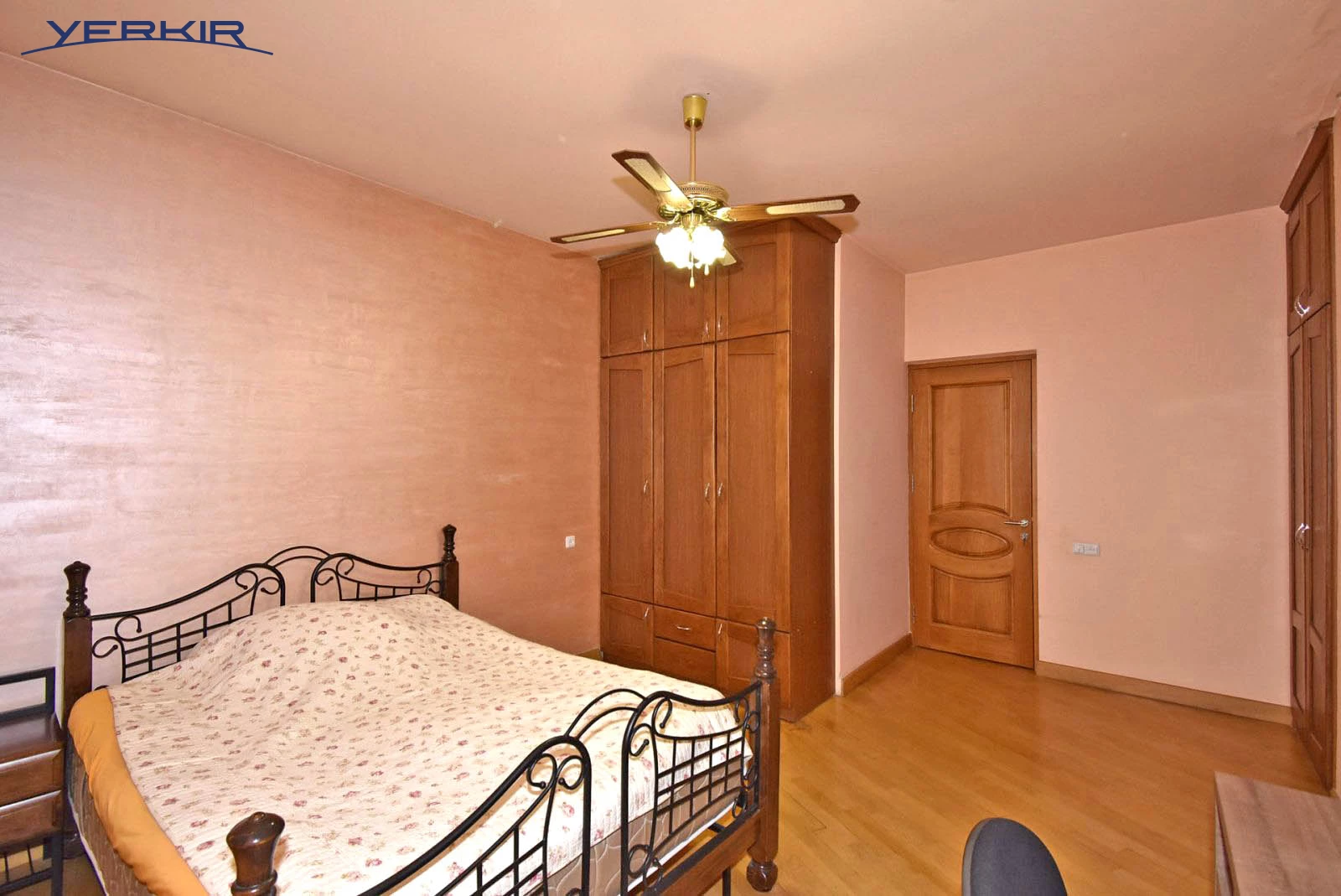 Apartments Code: 3+815120