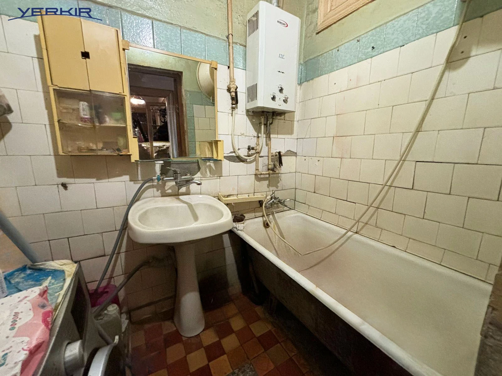 Apartments Code: 1+216666