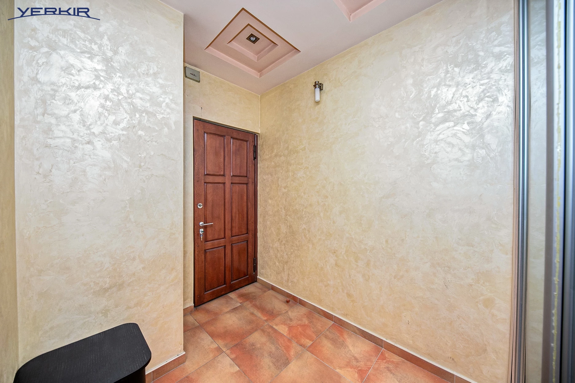 Apartments Code: 1+416145