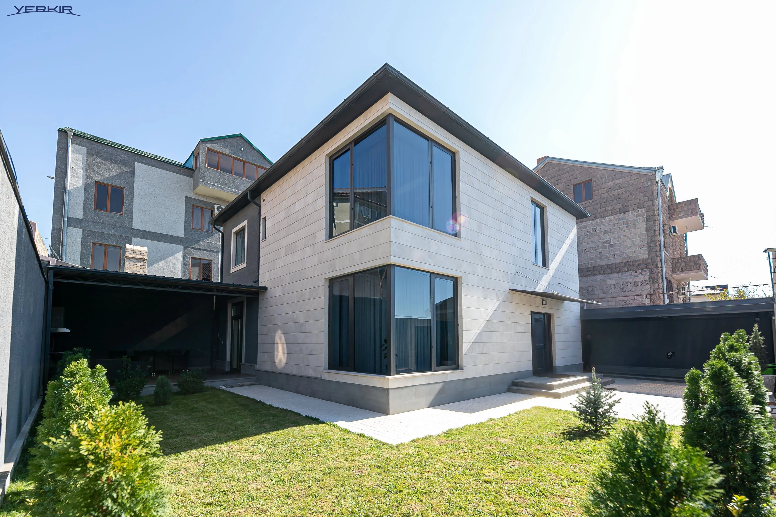 Houses Code: 9+520668