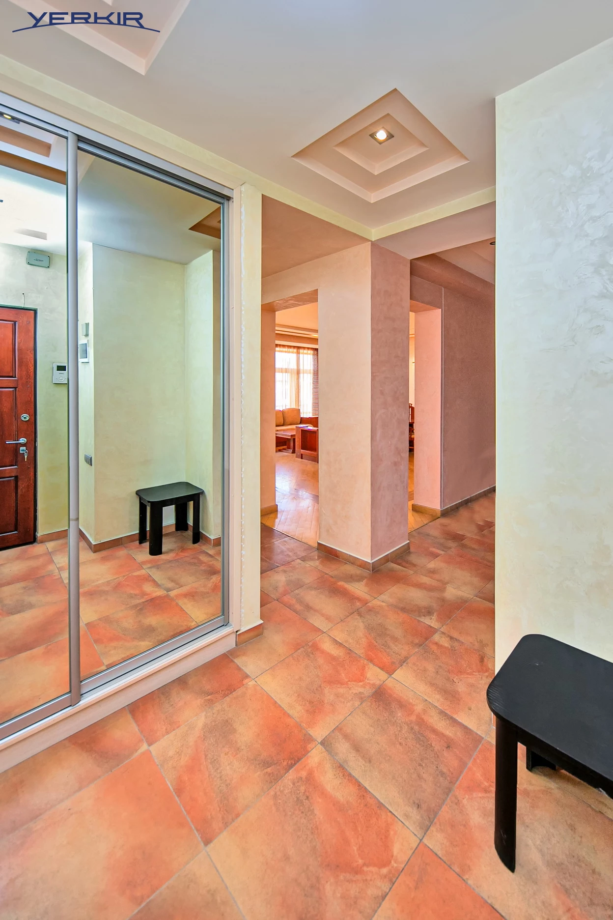 Apartments Code: 1+416145