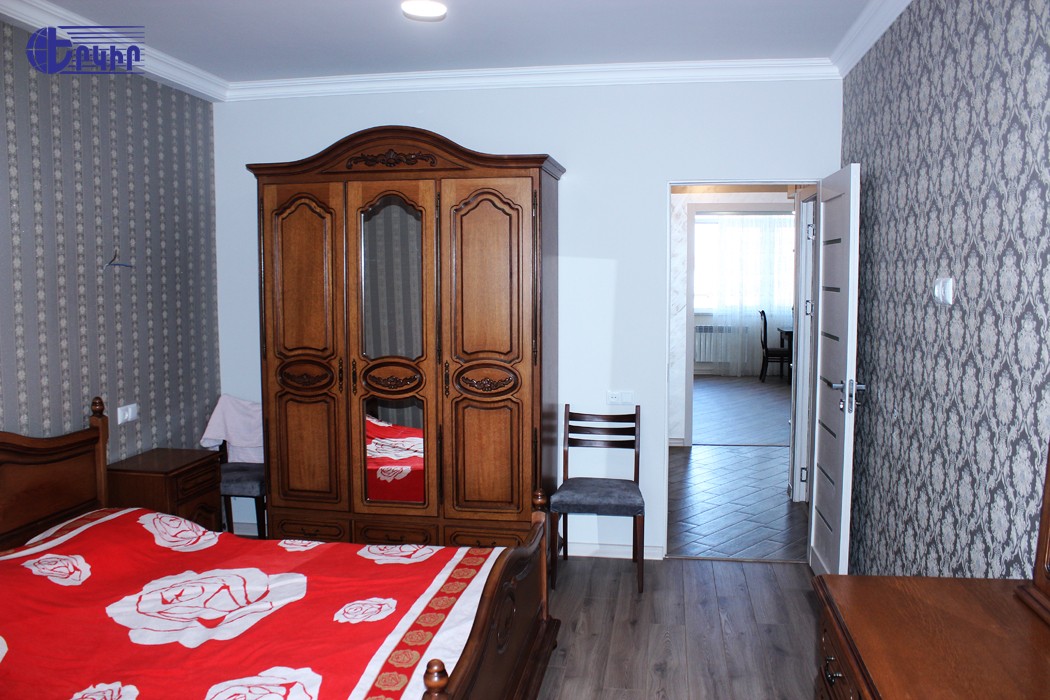 Բնակարաններ Կոդ` 5+33466