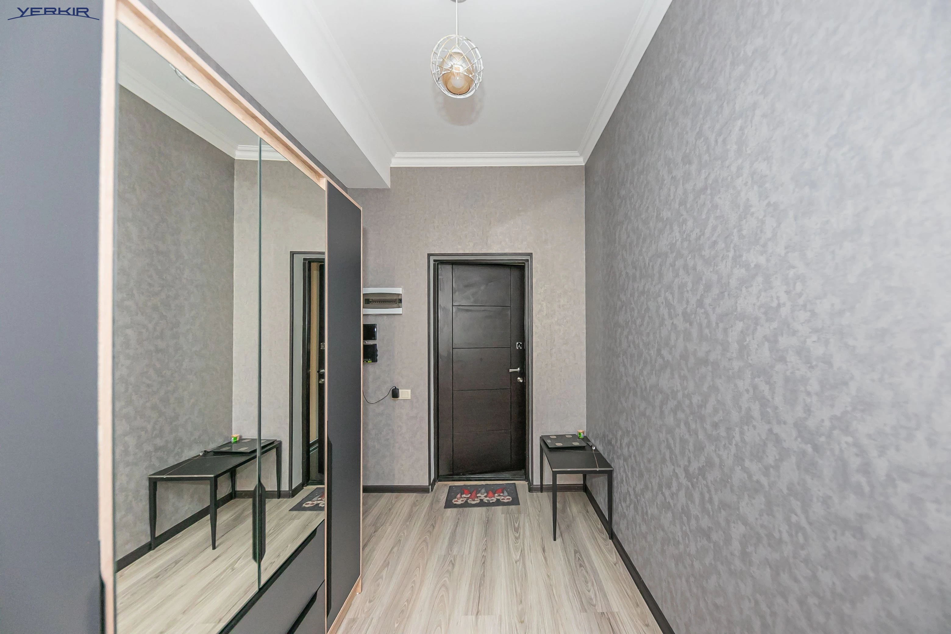 Բնակարաններ Կոդ` 9+319900