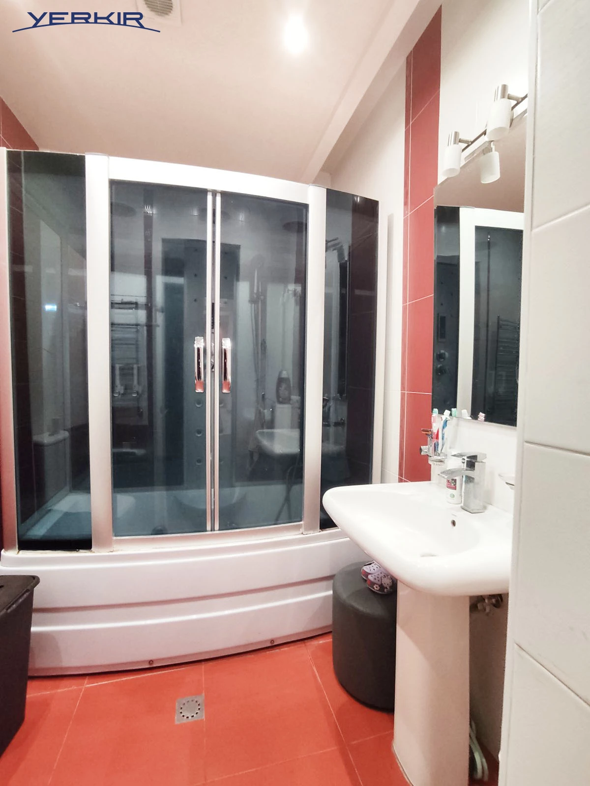 Apartments Code: 9+314702