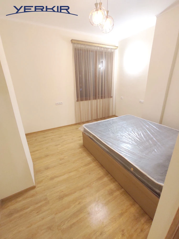 Բնակարաններ Կոդ` 3+206207