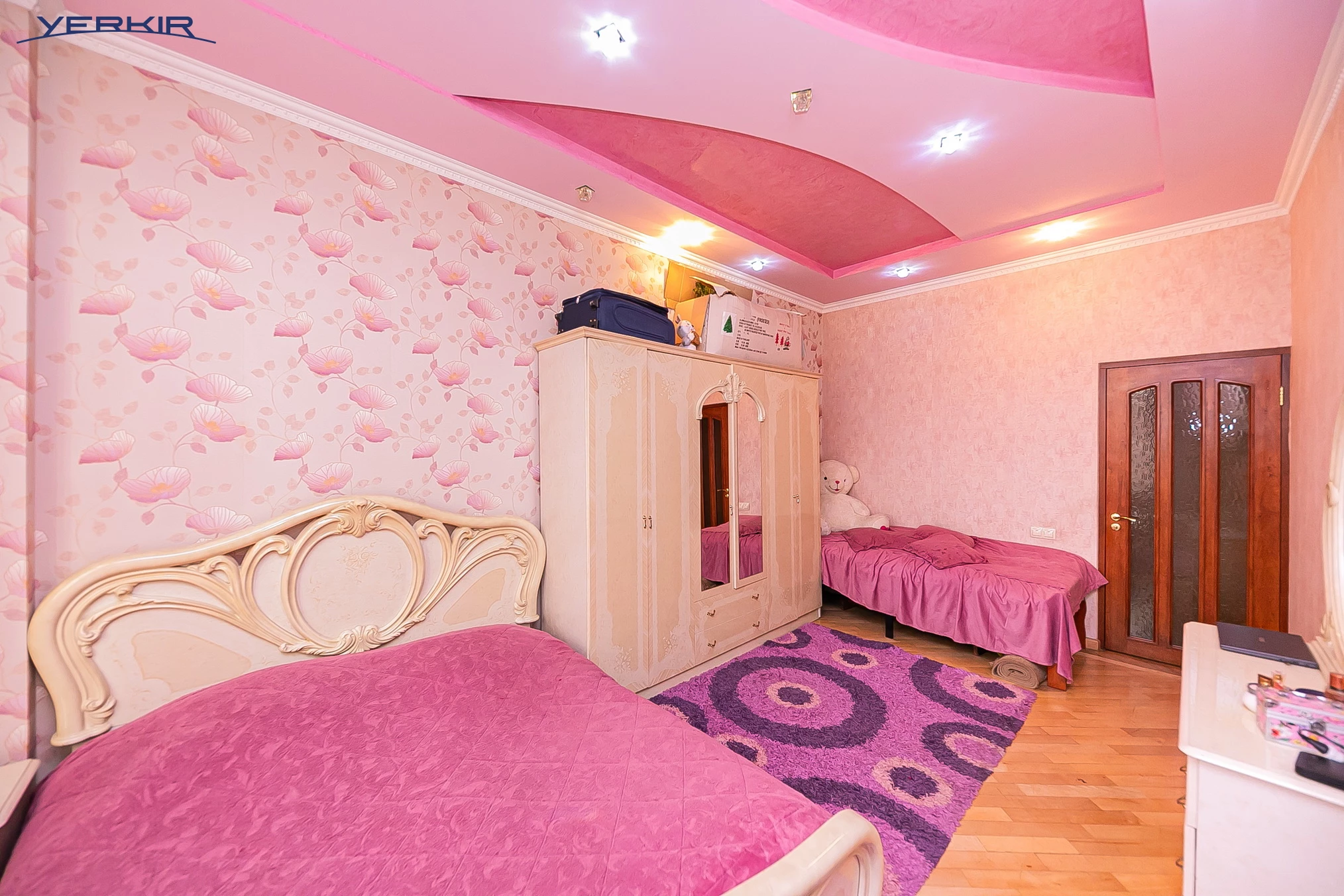 Apartments Code: 5+317049