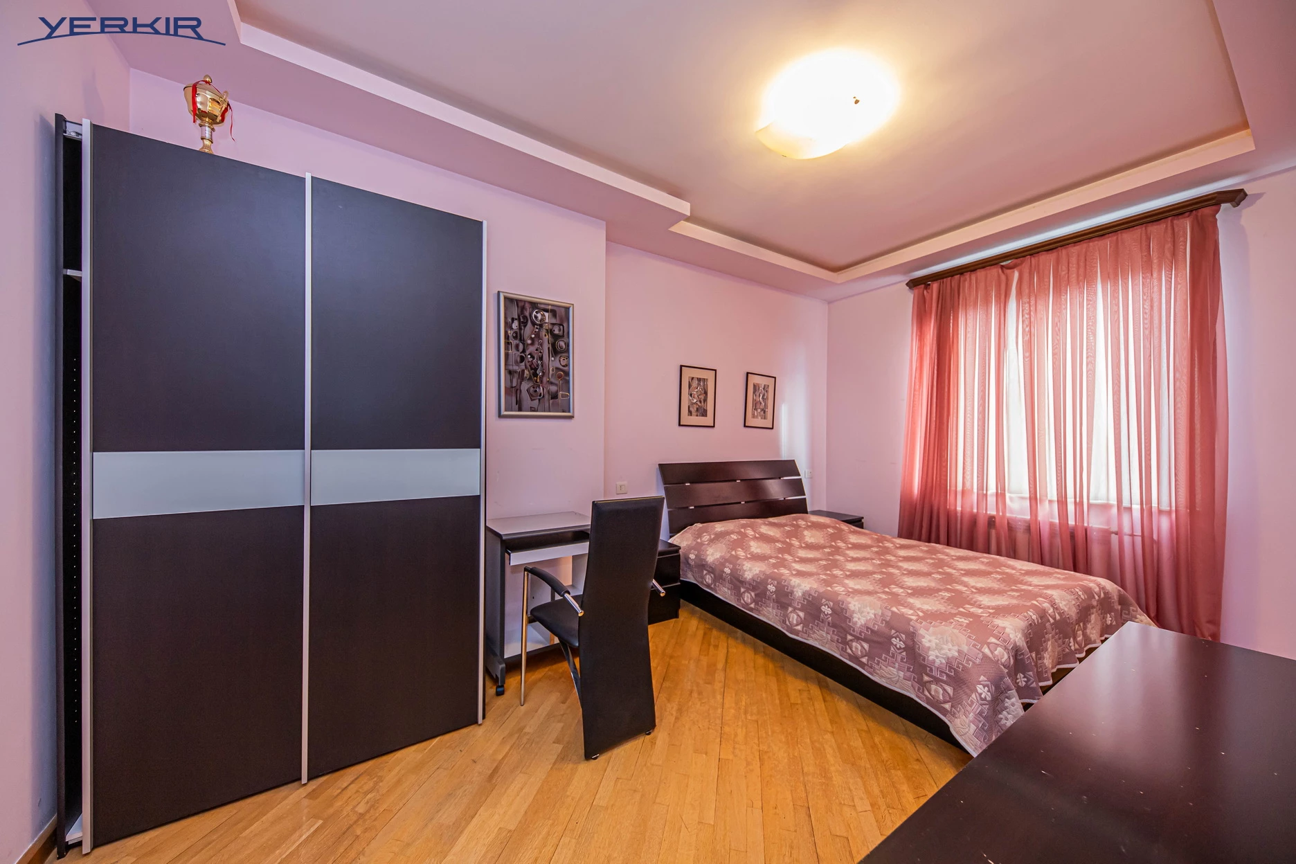 Apartments Code: 7+415049