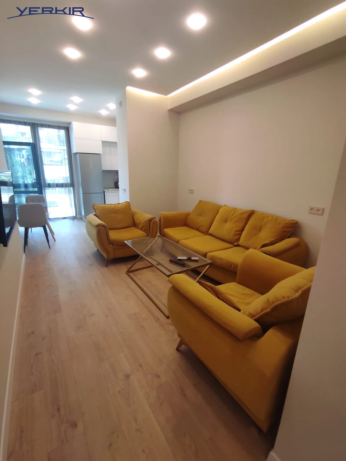 Apartments Code: 10+220175