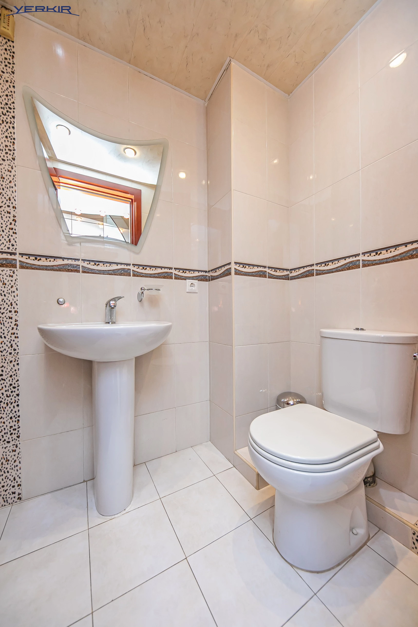 Apartments Code: 10+316111