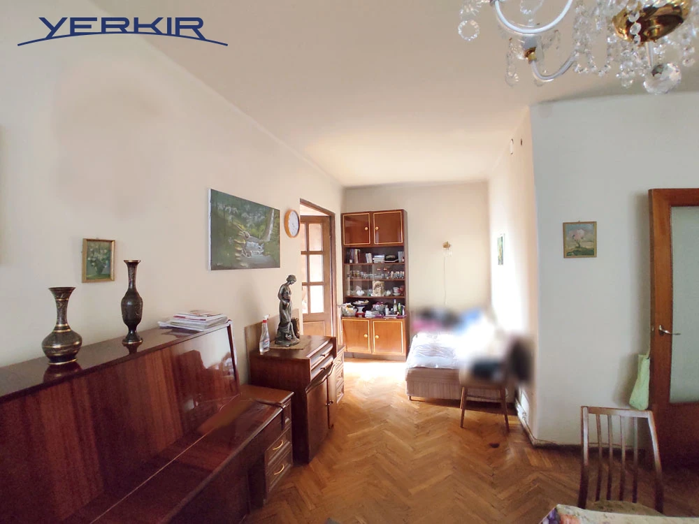 Բնակարաններ Կոդ` 10+308070