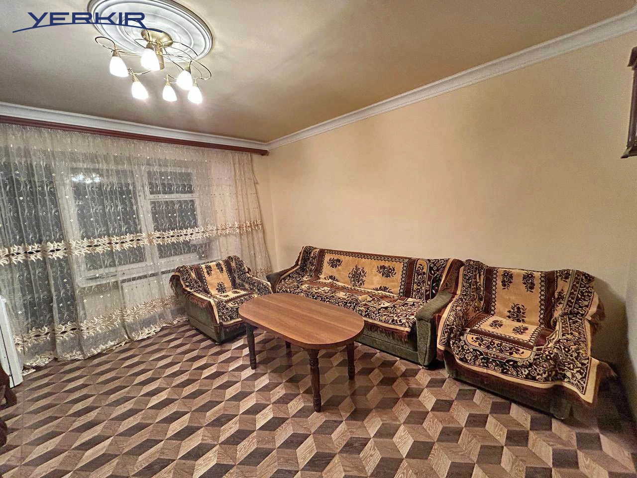 Բնակարաններ Կոդ` 4+213683