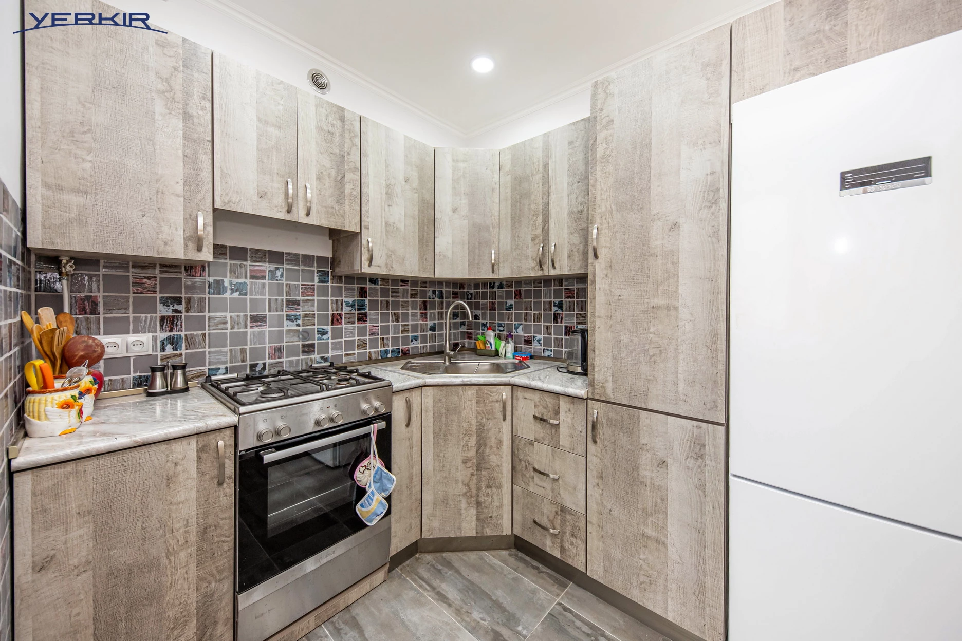 Բնակարաններ Կոդ` 3+2169641