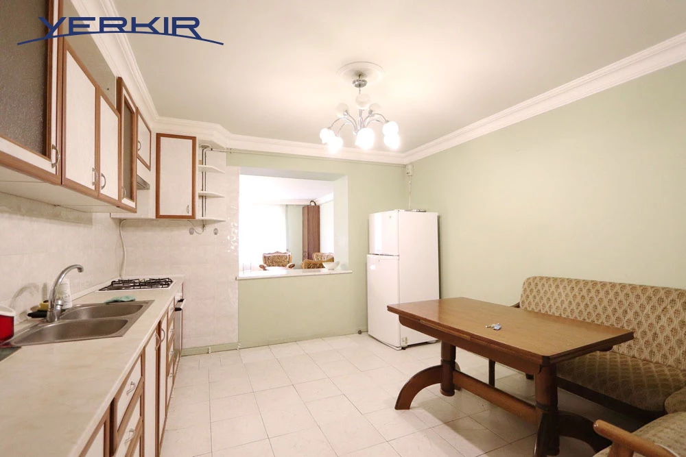 Apartments Code: 4+309319