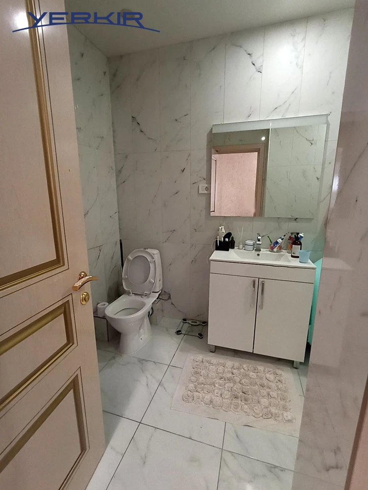 Apartments Code: 10+308066