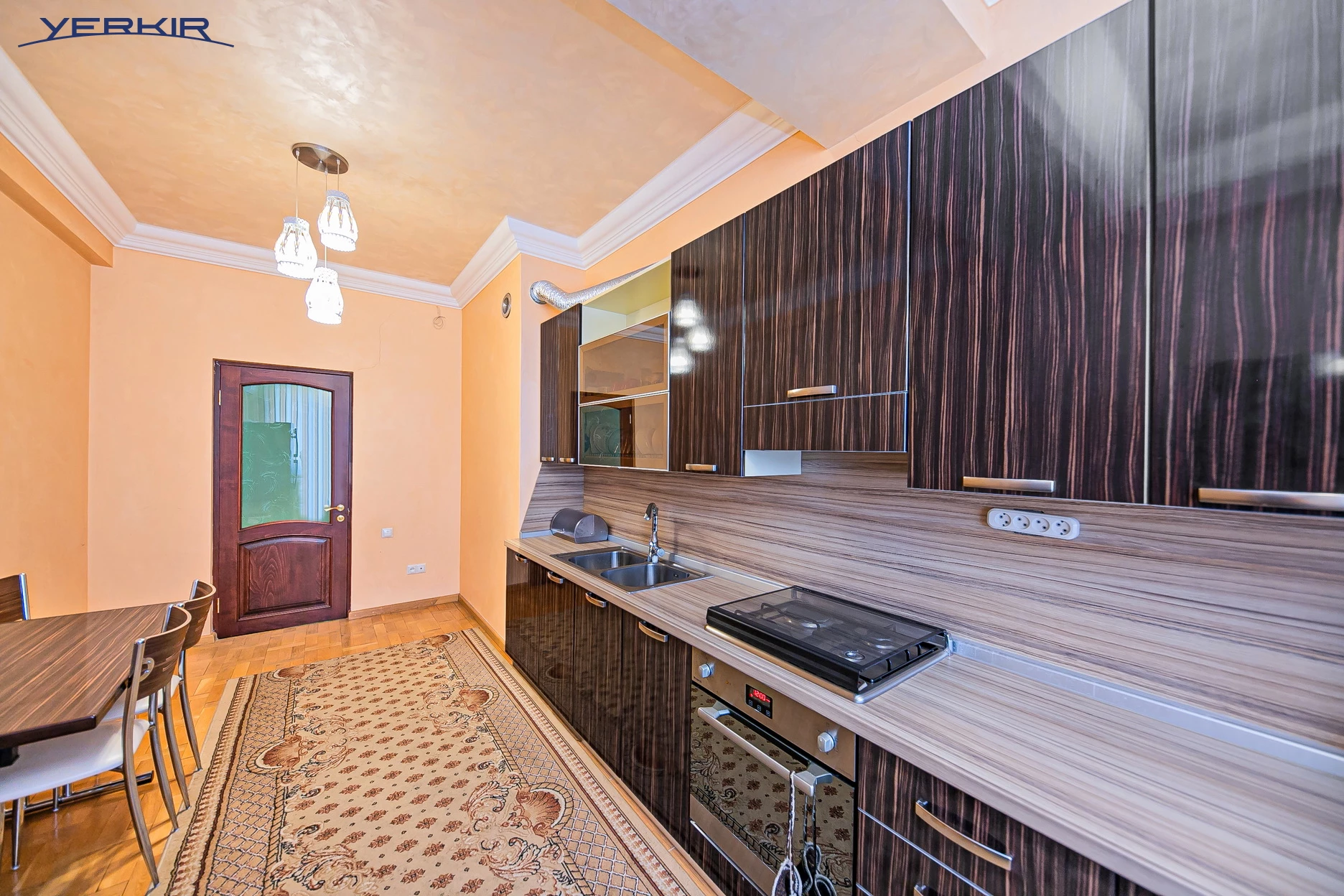 Բնակարաններ Կոդ` 1+217586