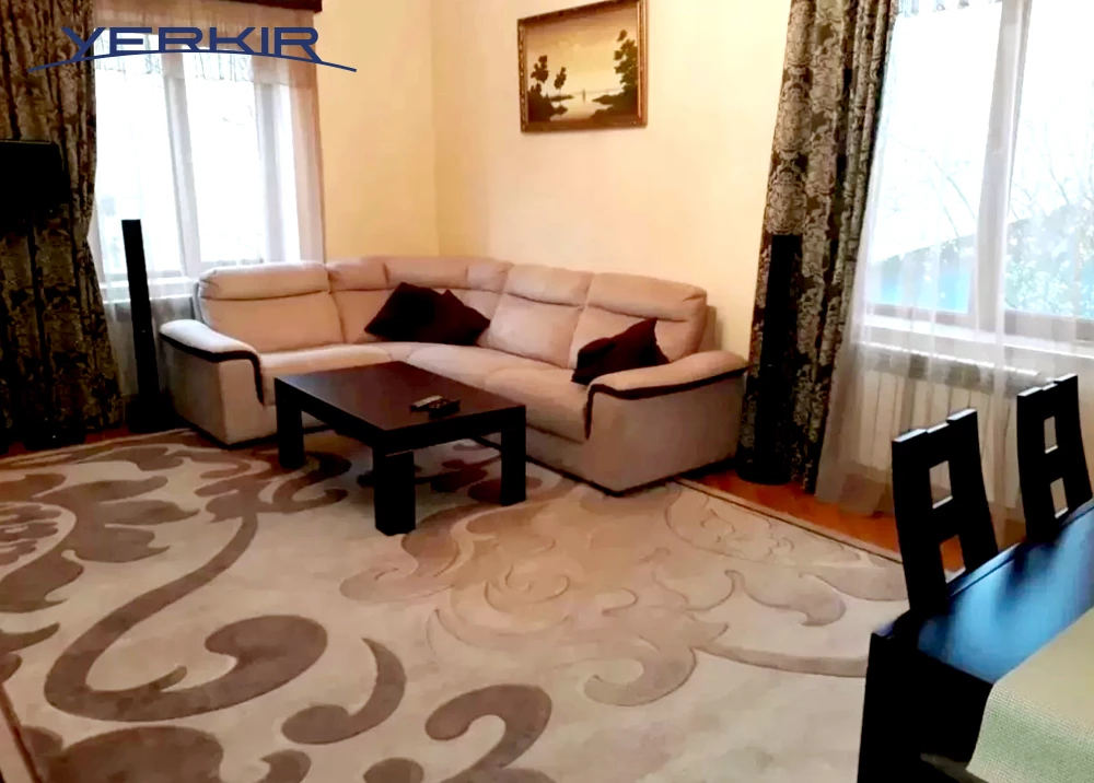 Առանձնատներ Կոդ` 9+50009-dp48