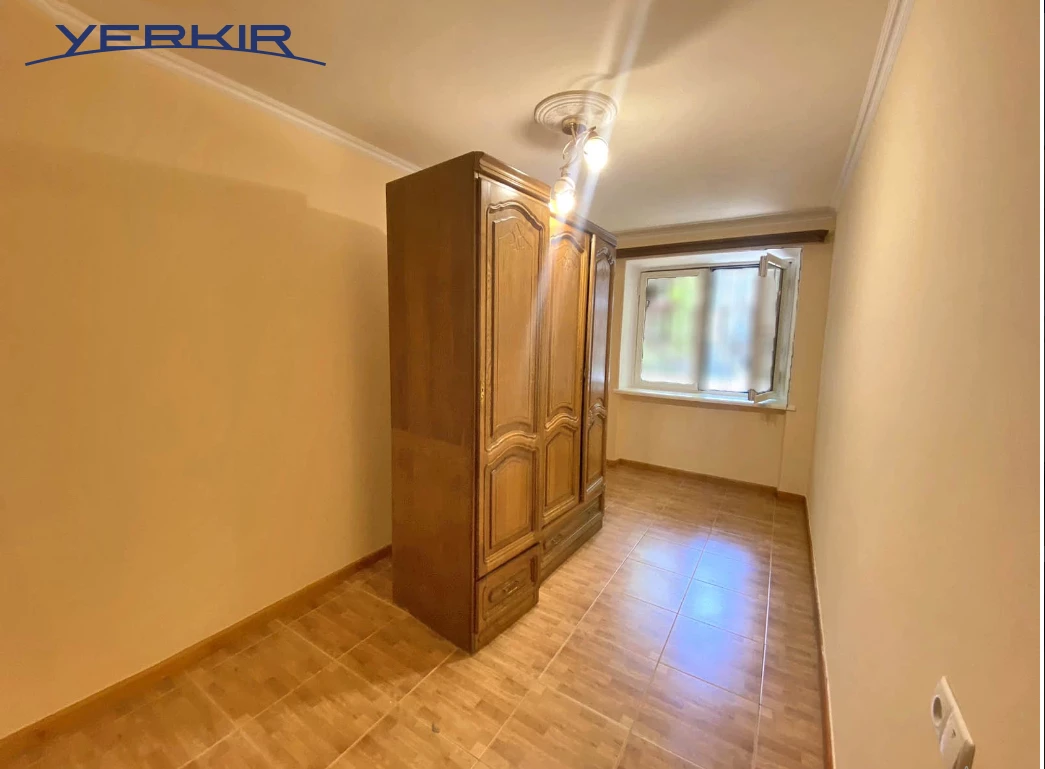 Apartments Code: 10+418108