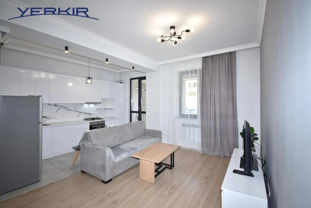 Apartments Code: 9+213498