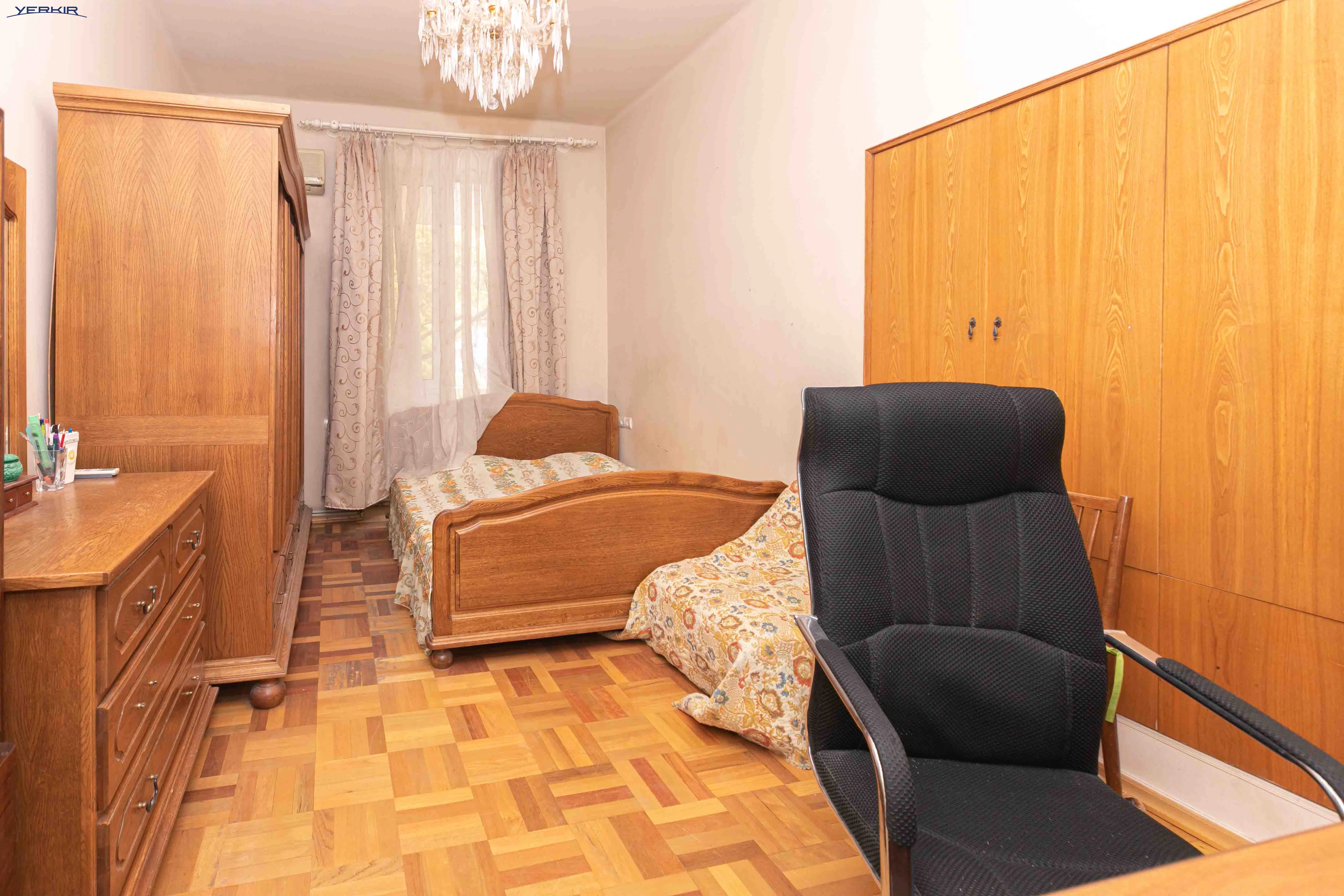 Բնակարաններ Կոդ` 5+219467