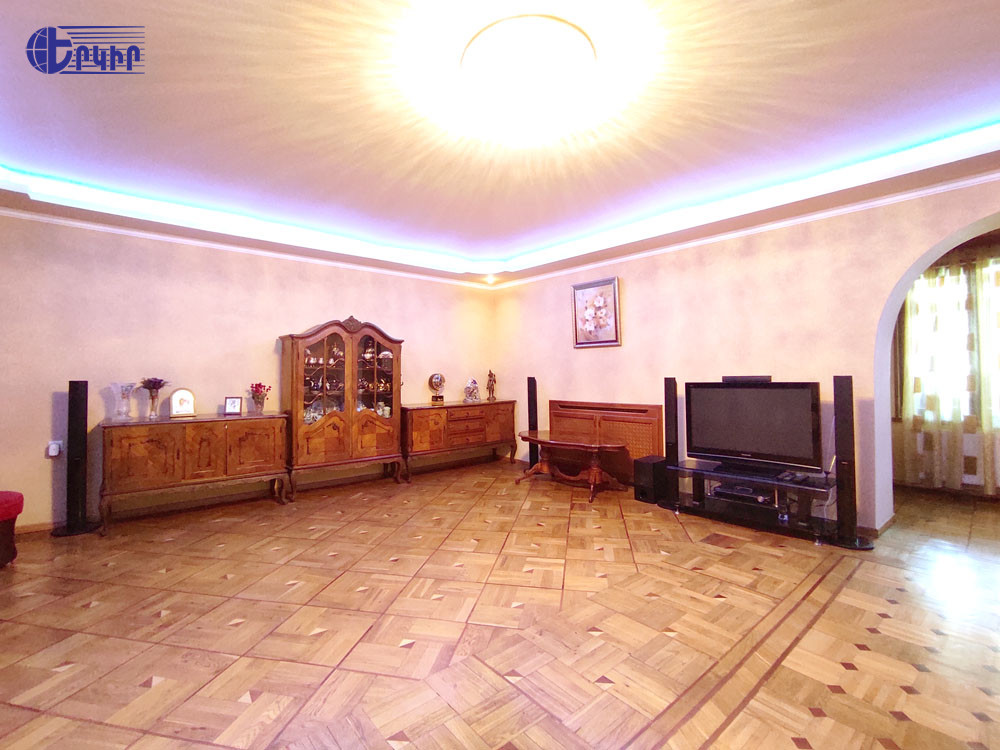 Apartments Code: 3+3296853