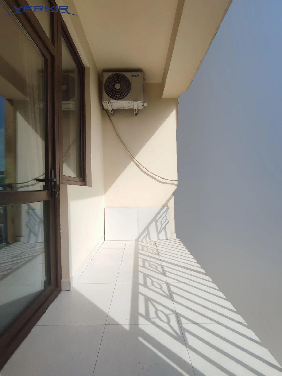 Apartments Code: 9+213054