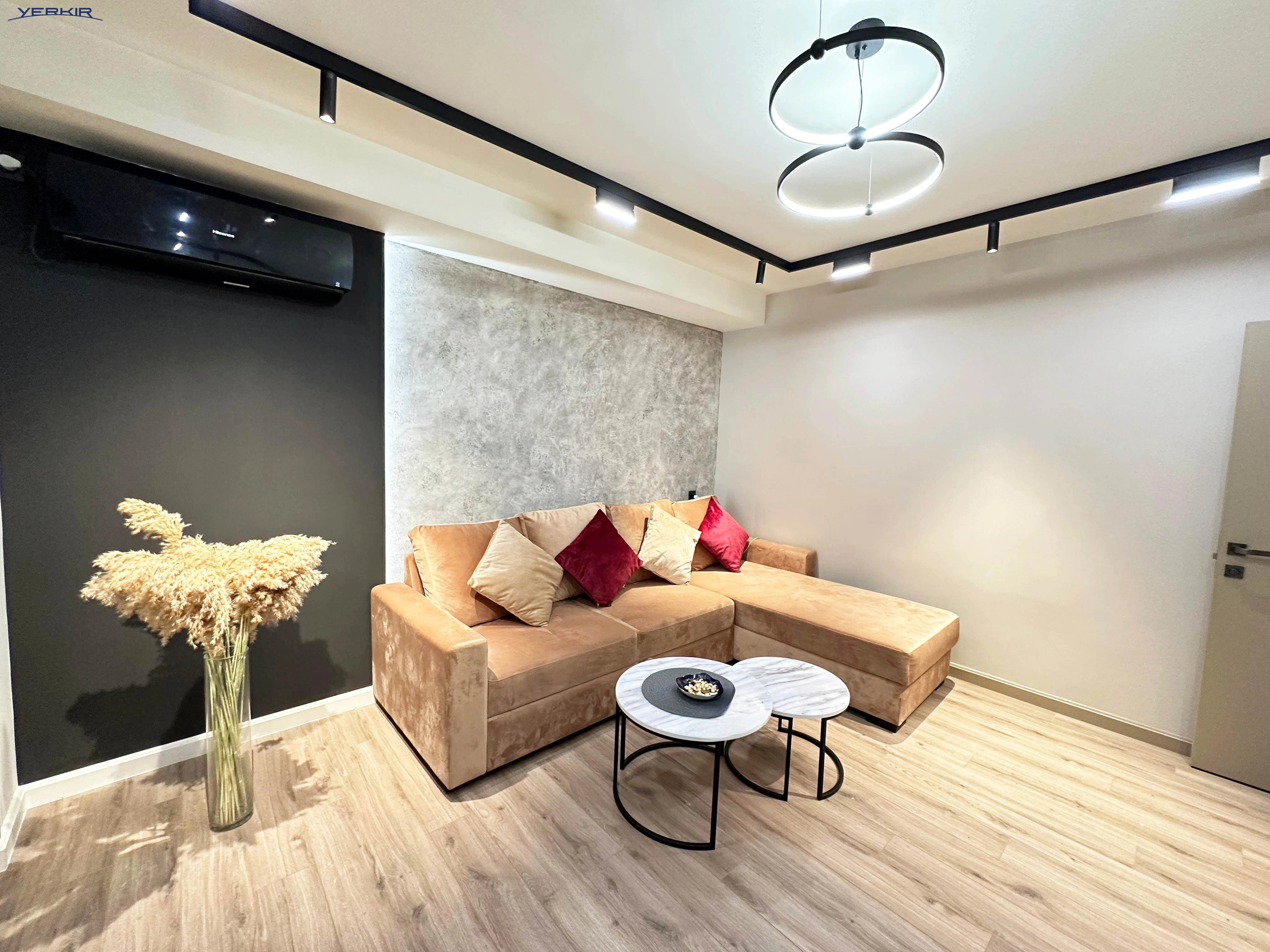 Բնակարաններ Կոդ` 1+218224