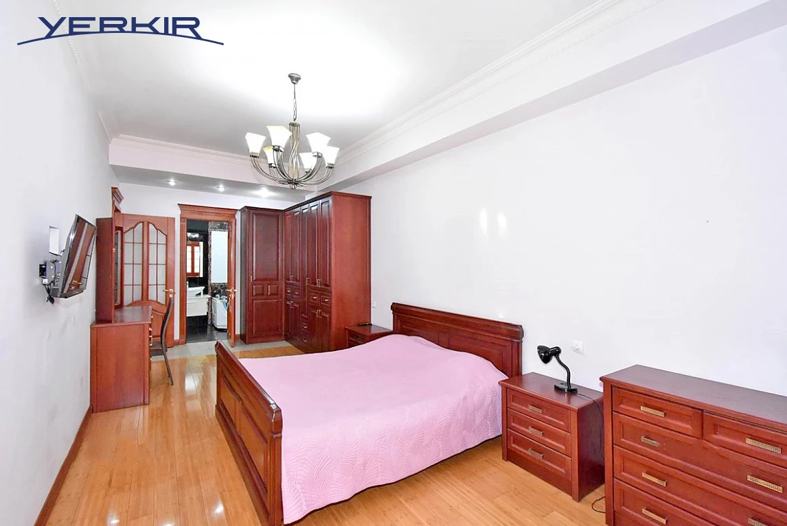 Квартиры Код 5+308400