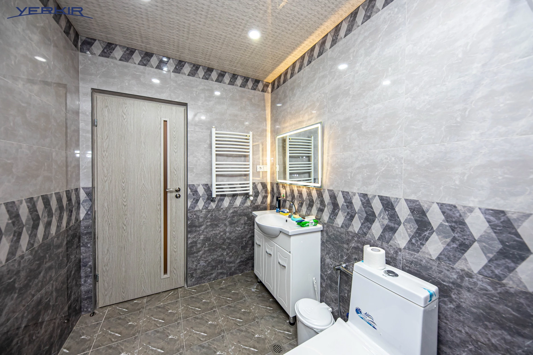 Apartments Code: 5+214505