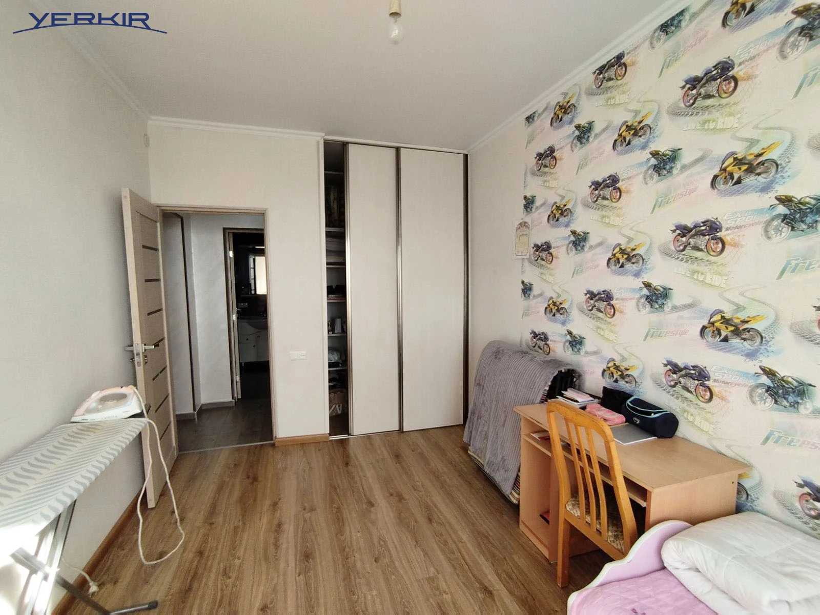 Բնակարաններ Կոդ` 2+212501