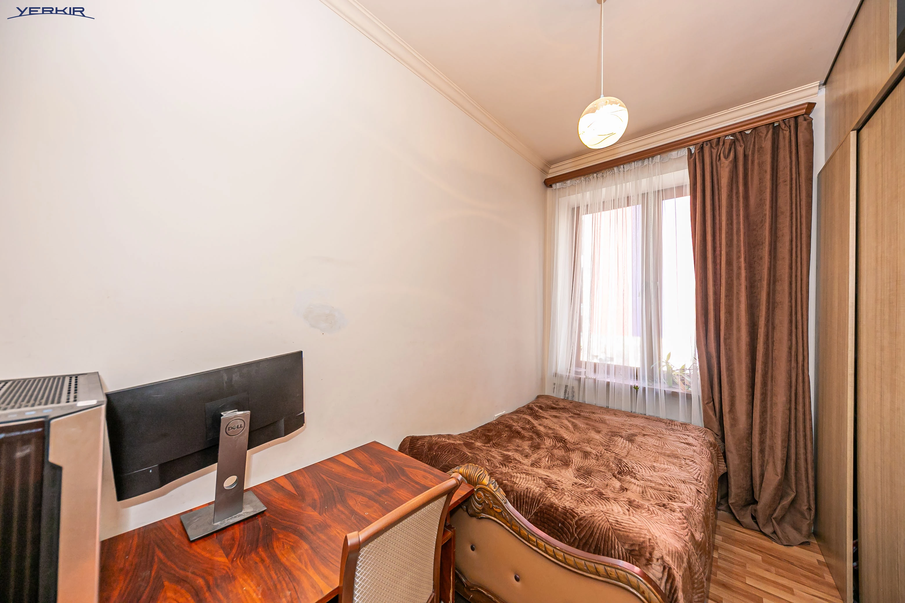 Apartments Code: 1+120218