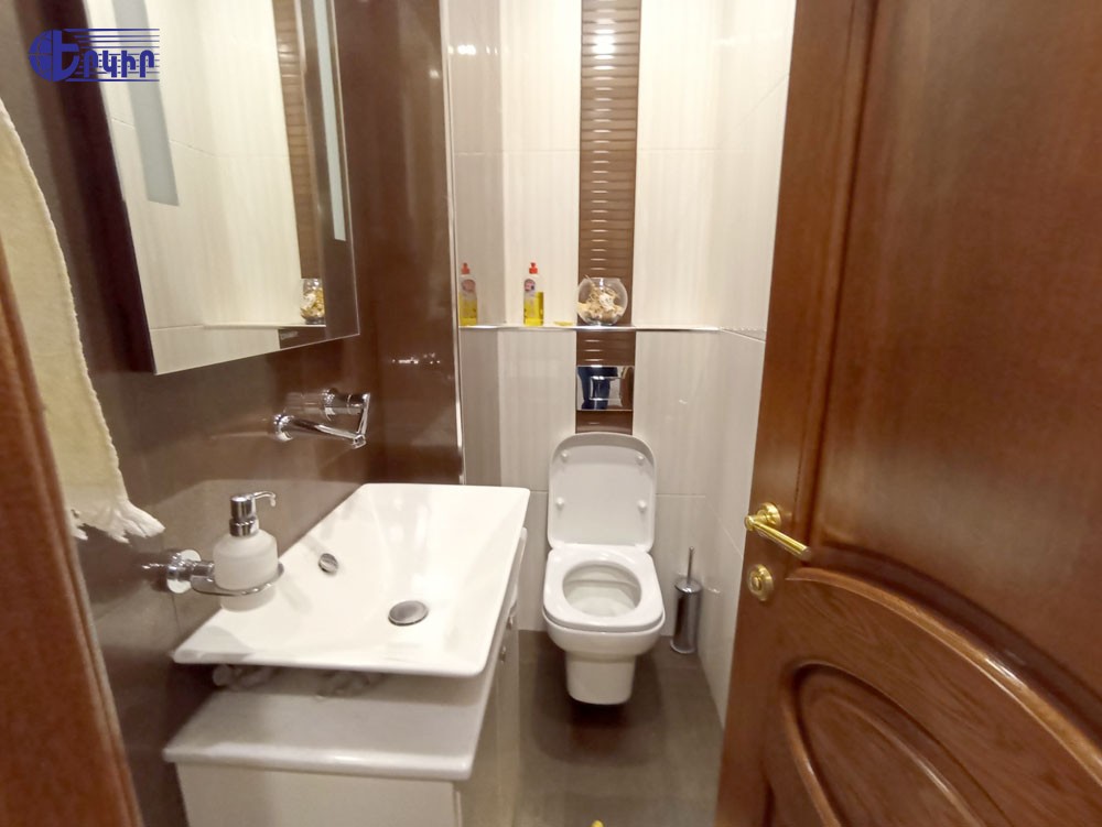 Apartments Code: 10+402741