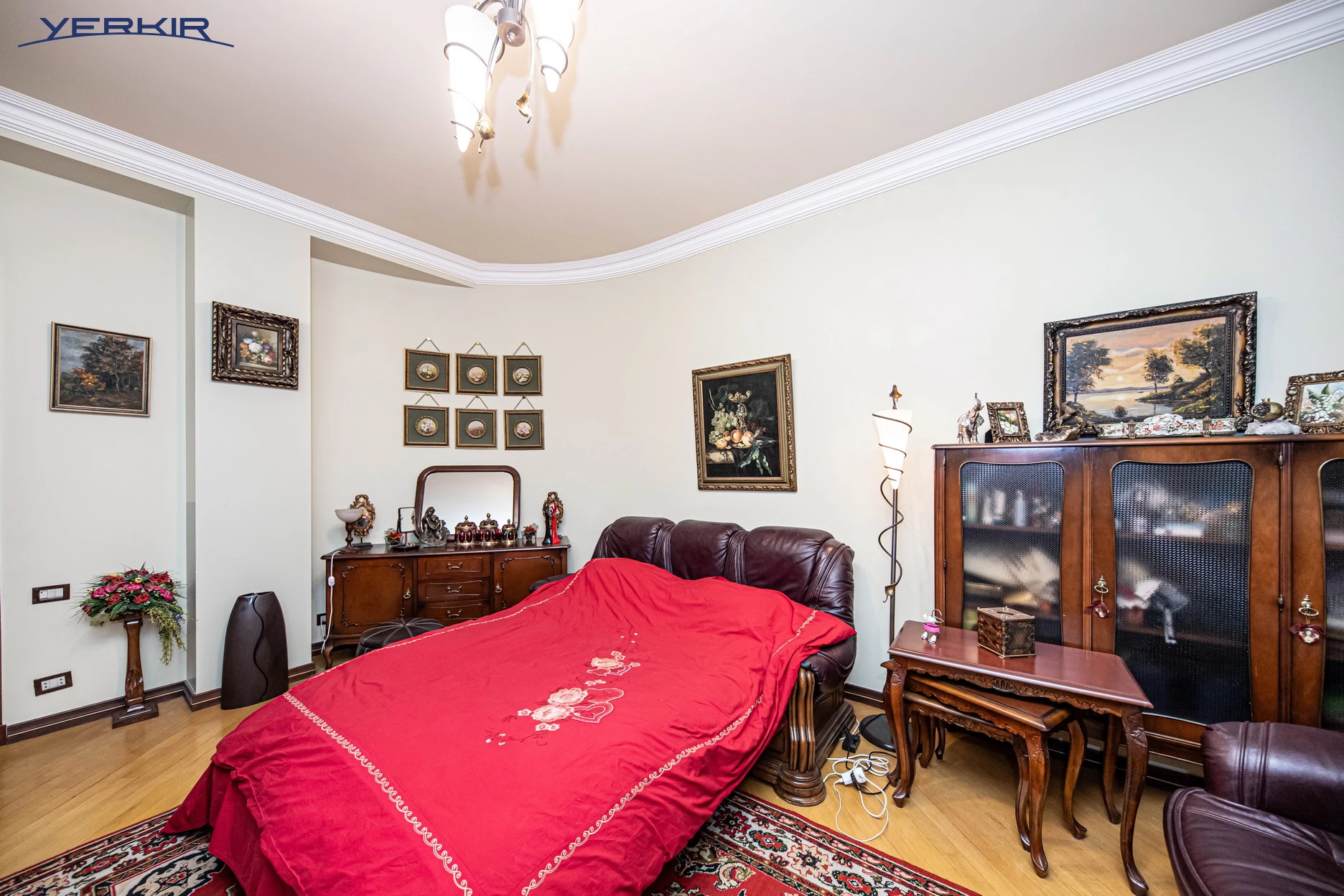 Apartments Code: 5+412782