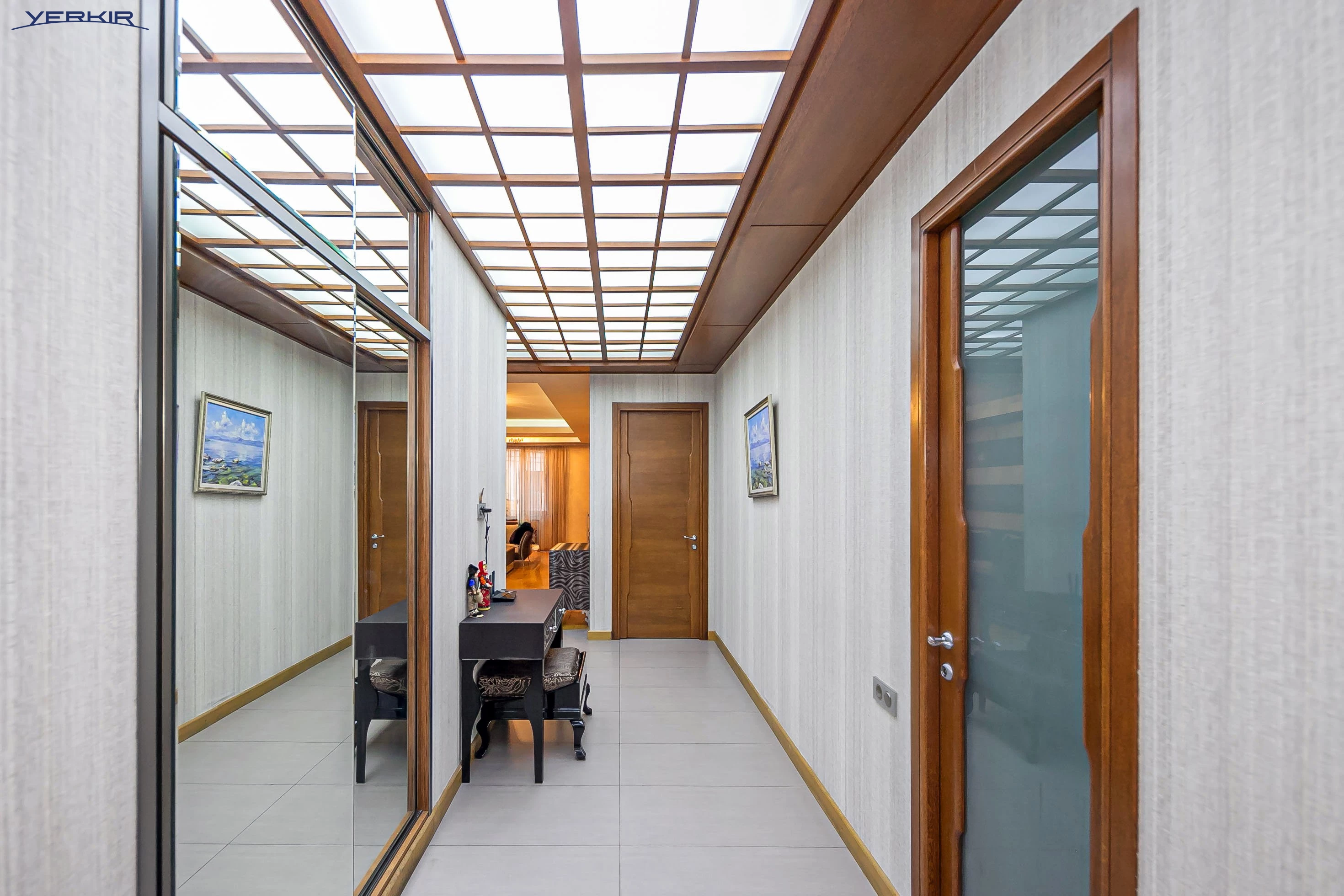 Apartments Code: 9+219804