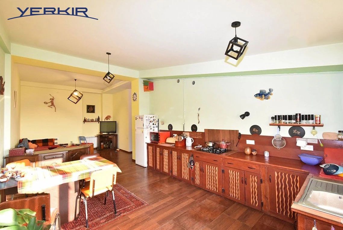 Apartments Code: 5+807432