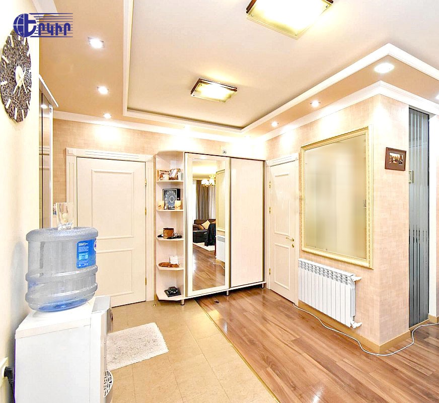 Բնակարաններ Կոդ` 10+32007