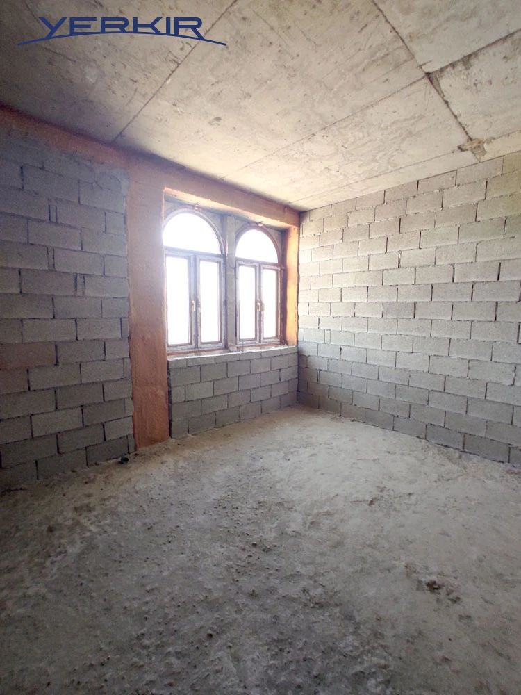 Houses Code: 8+509359