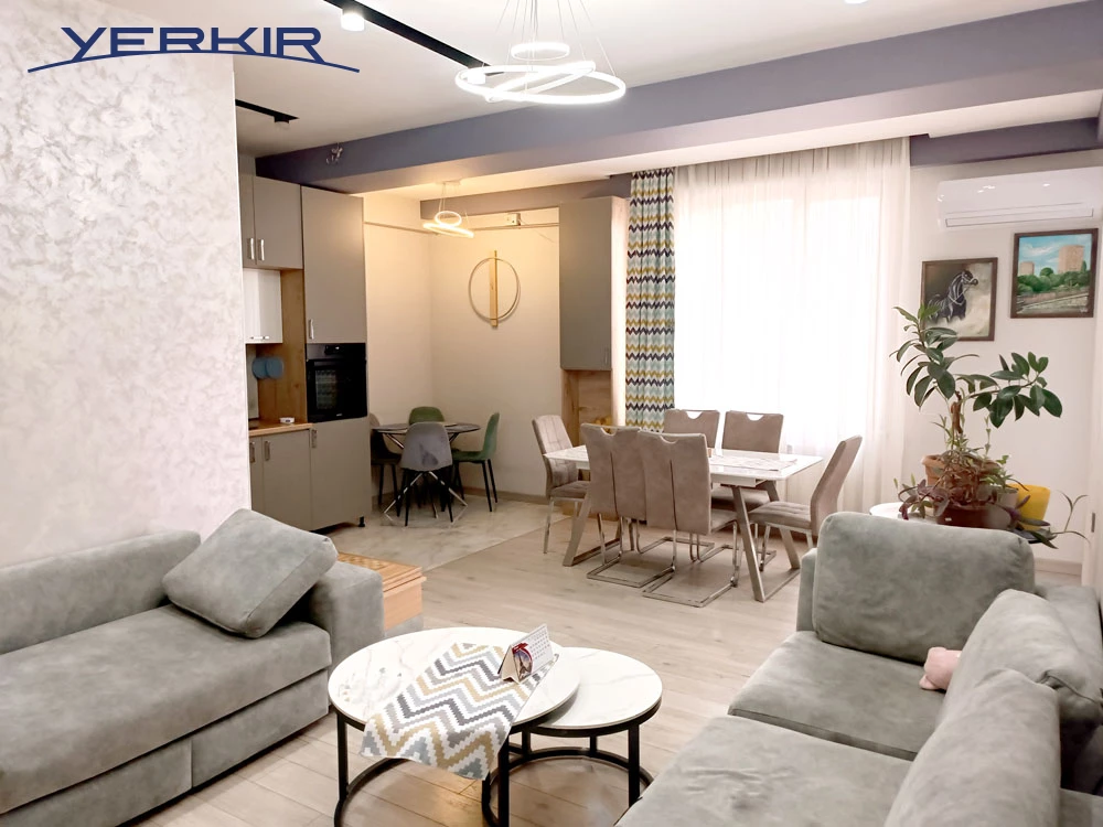 Apartments Code: 9+408608