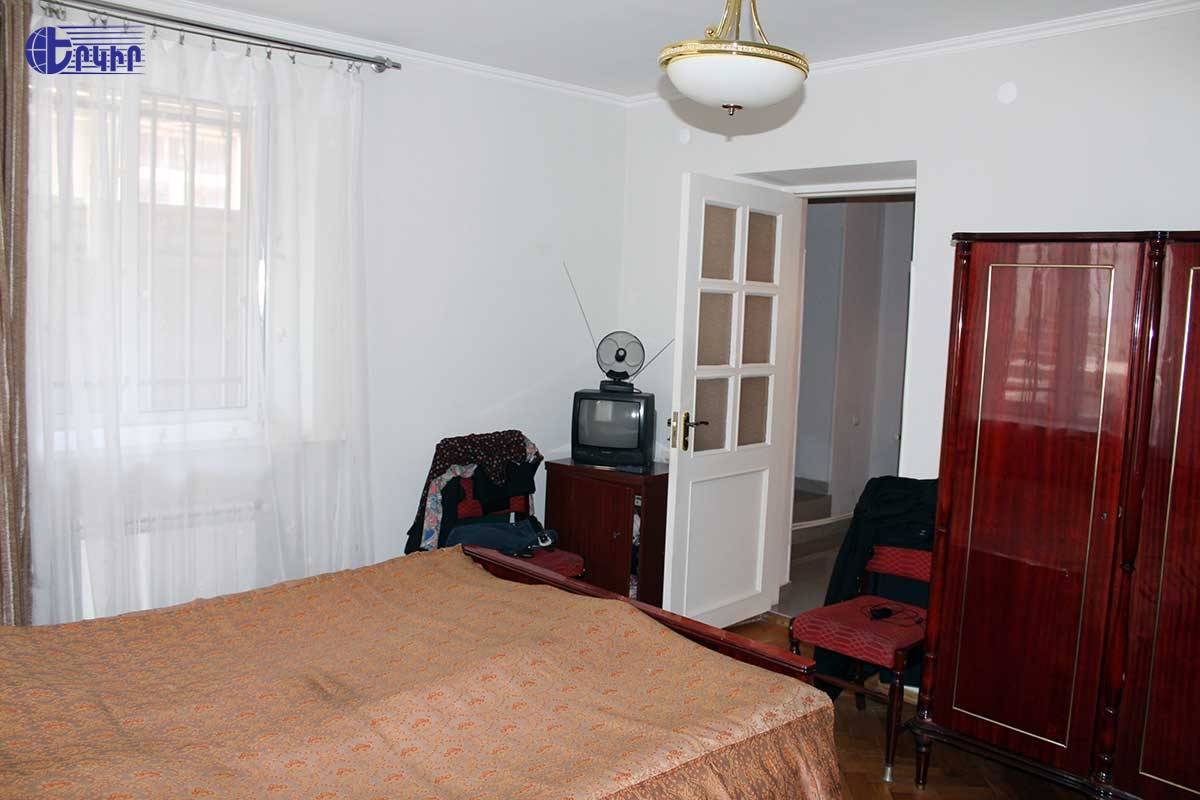 Առանձնատներ Կոդ` 4+50775