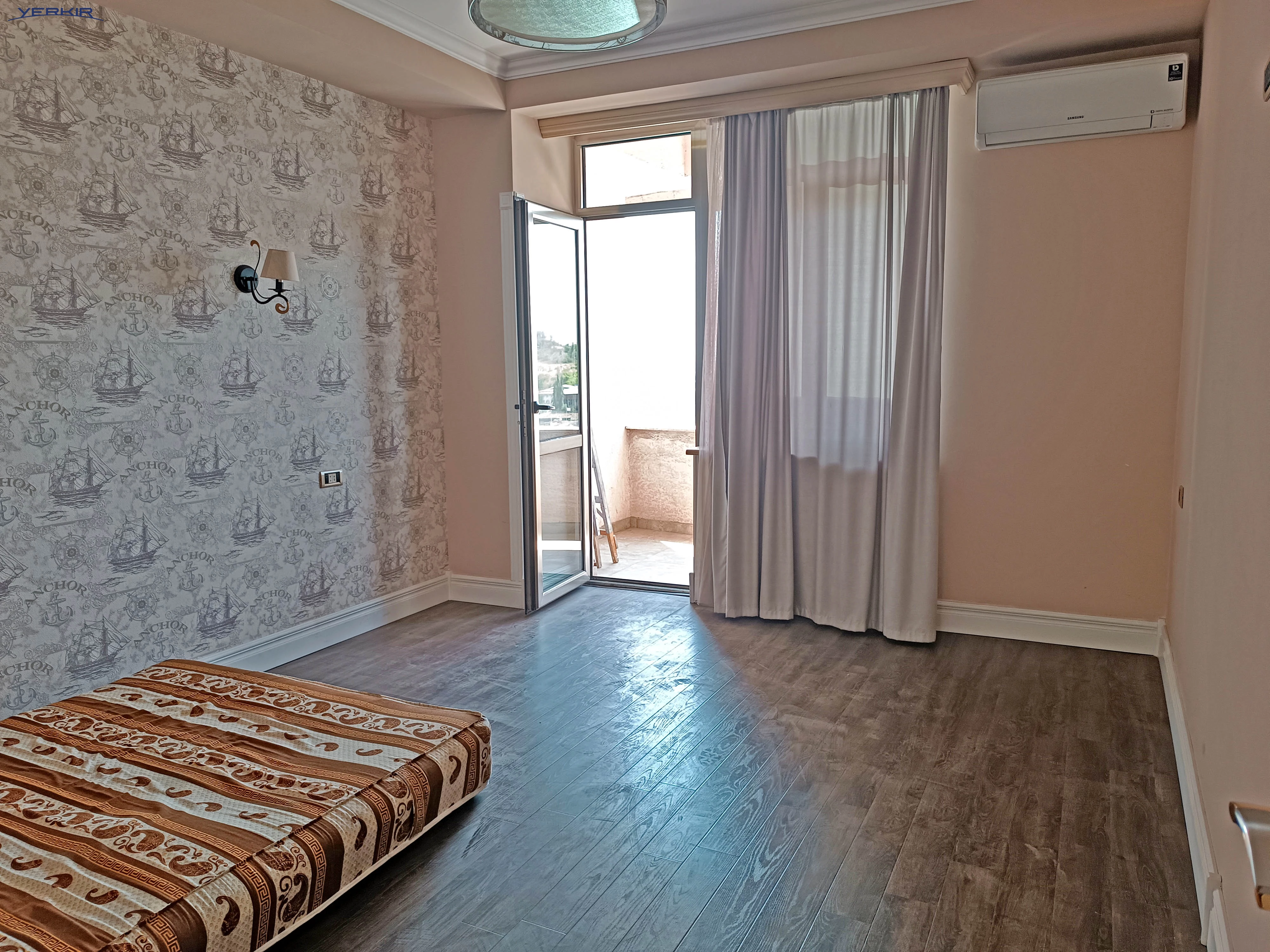 Apartments Code: 9+411224