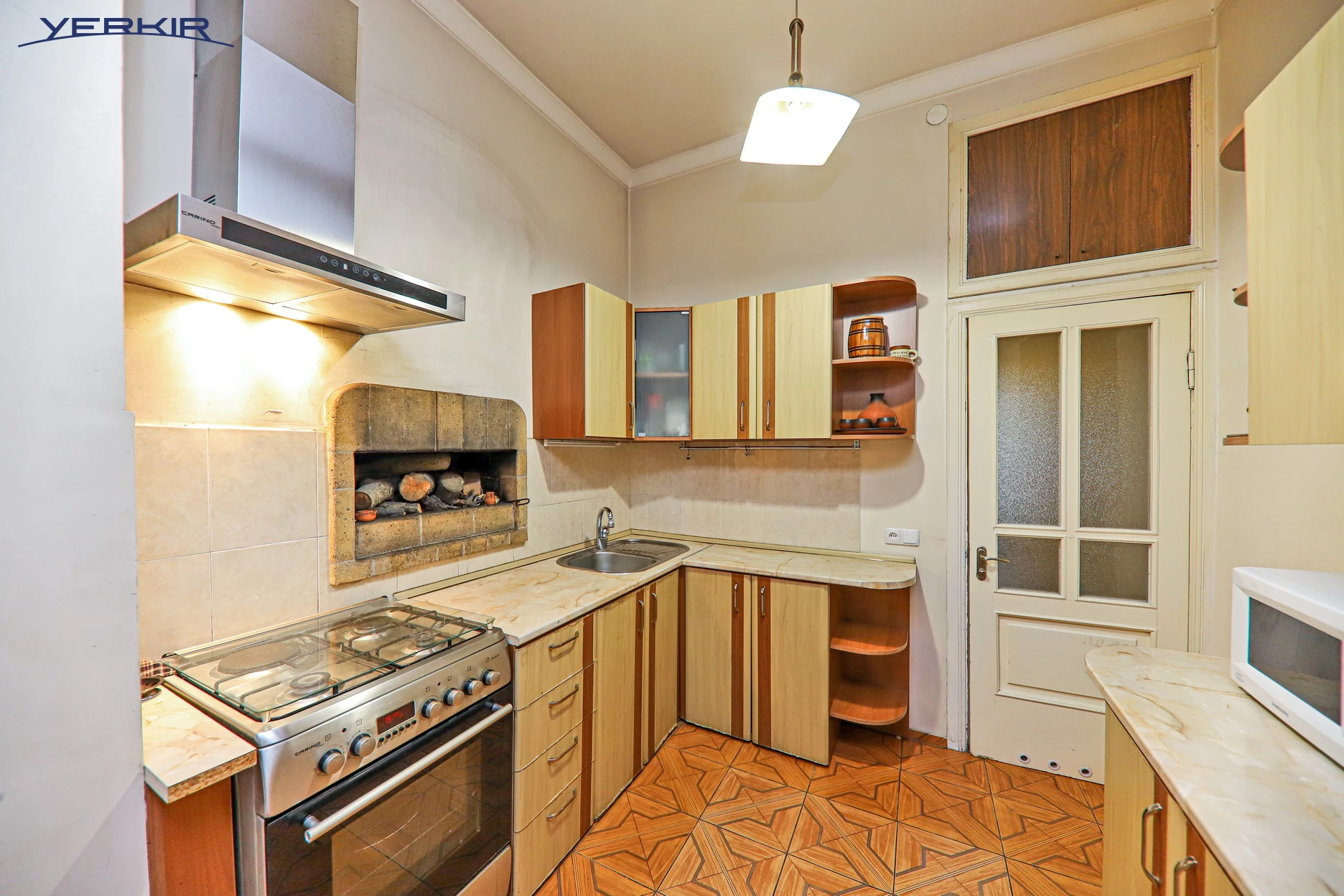 Բնակարաններ Կոդ` 10+318247