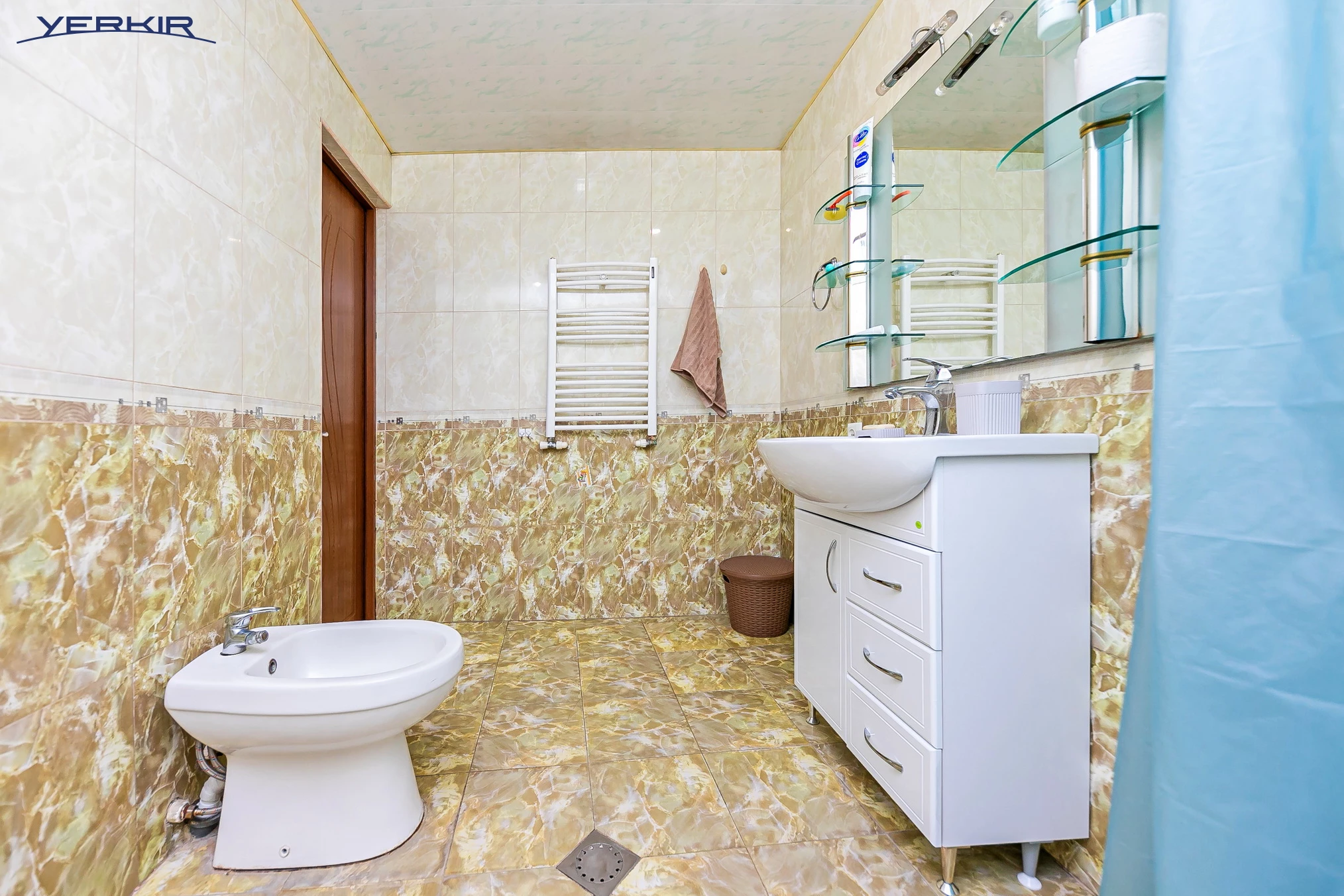 Բնակարաններ Կոդ` 5+218964